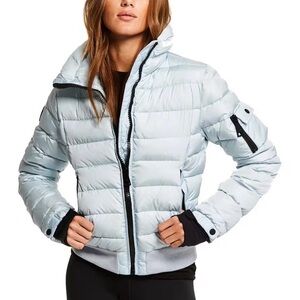 SAM. Luna puffer in glacier NWT